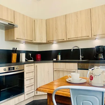 Du 10 Daire Rochefort (Charente-Maritime)